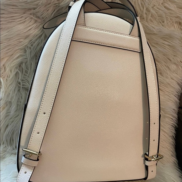Signature Jordyn backpack white/kaki Coach Brand - Picture 6 of 6